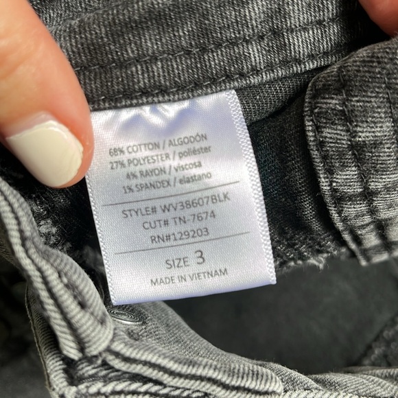 Cello Juniors Sz 3 Black Button Front High Waist Jeans Flare Rough Edge Bottoms - Picture 15 of 16